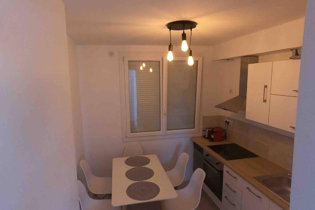 Tres Beau T4 A Frejus Plage 아파트 외부 사진